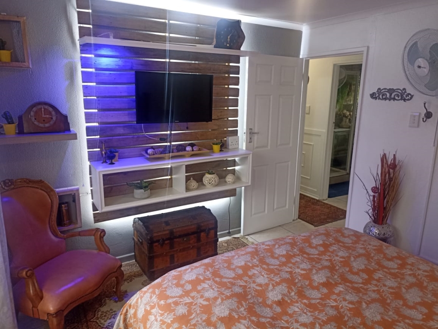 5 Bedroom Property for Sale in Mossel Bay Ext 13 Western Cape